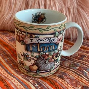 Lang and Wise collector mug “I love my mom”